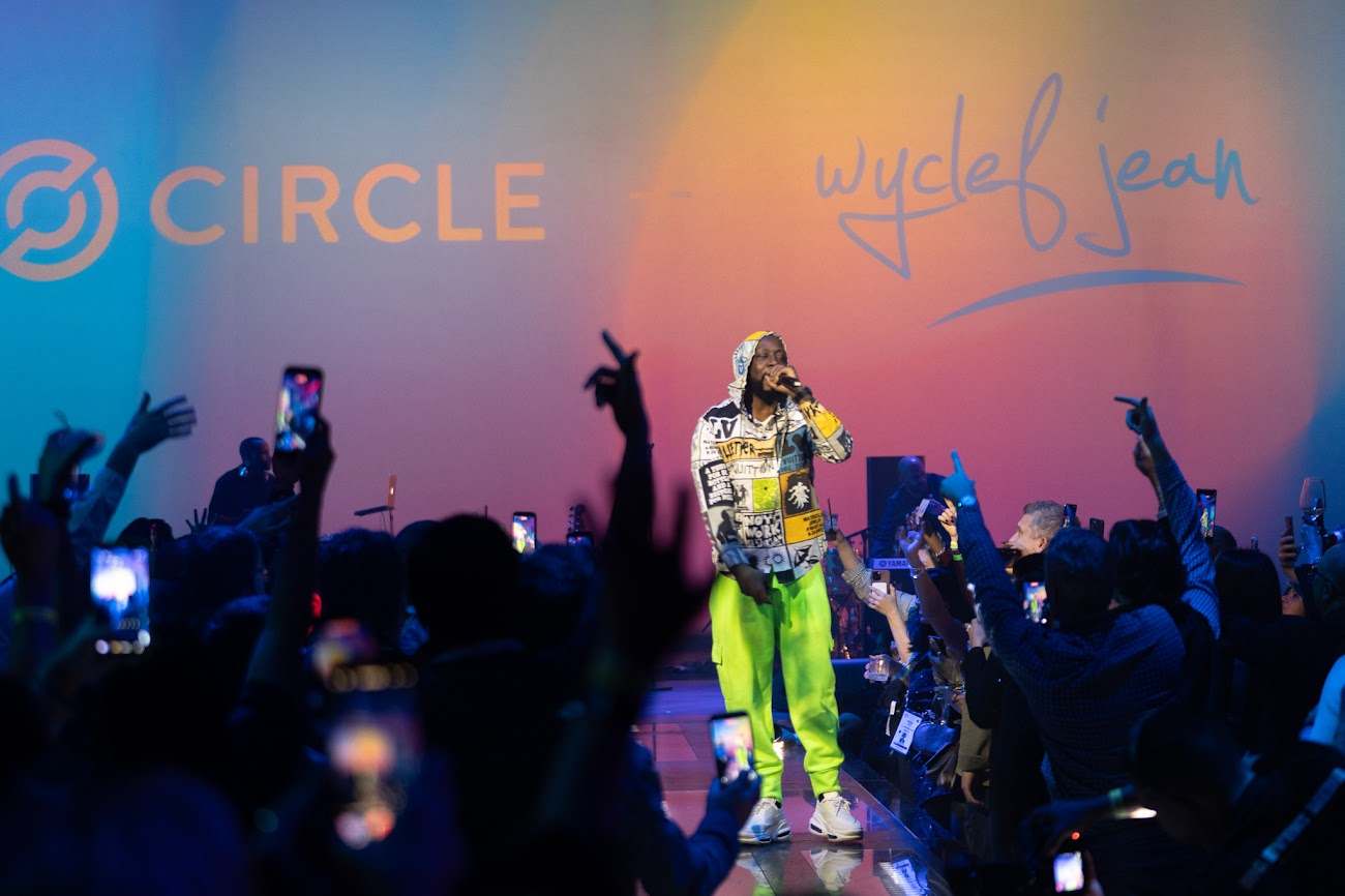 Wyclef Jean takes the stage at Money20/20, photographed by Big Event Media